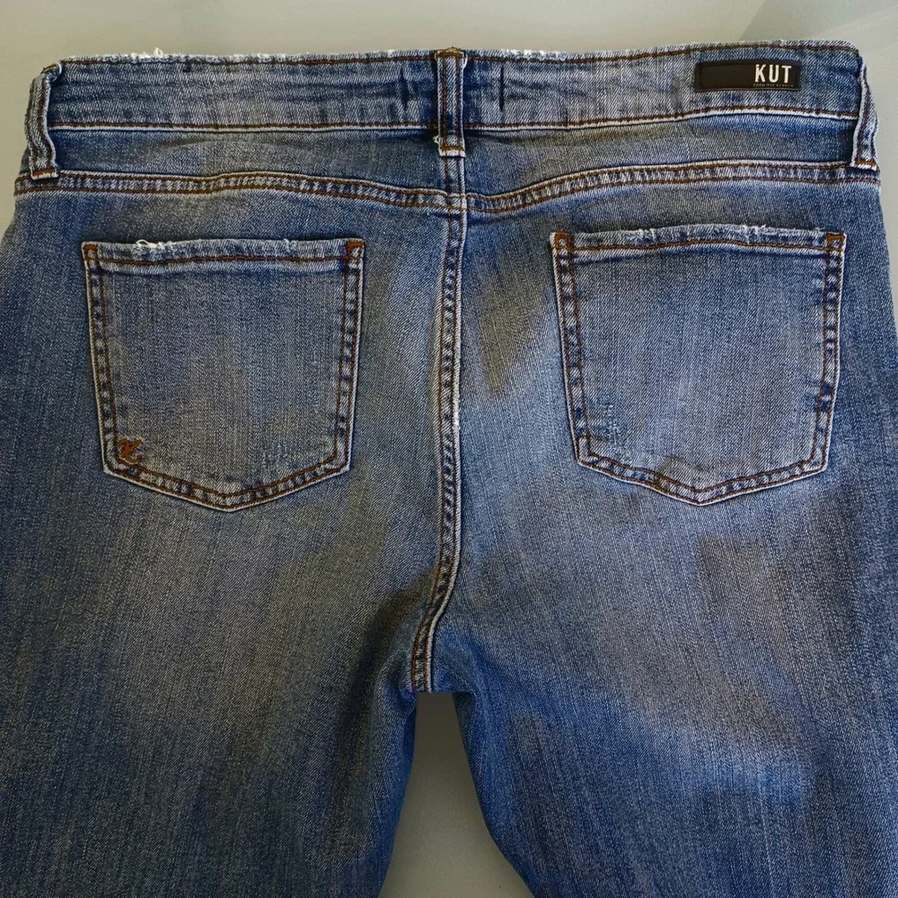 Kut from the Kloth Womens Size 12 Distressed Skinny Jeans Medium Wash Blue Denim